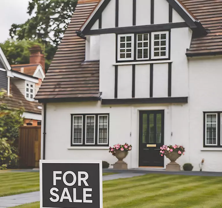 The Top-Rated Buyer to Sell House Off Market in Freeport, NY