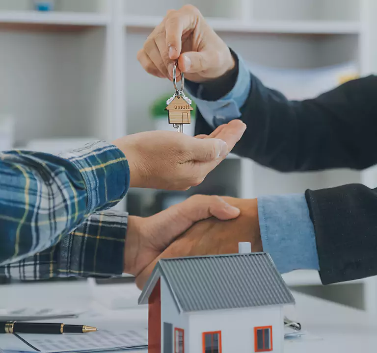 Top-Notch Company to Sell House Without Agent in Freeport, NY